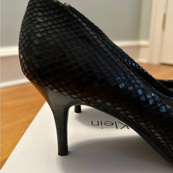 Python Calvin Klein - Picture 2 of 4